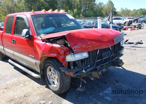 2000 Chevrolet Silverado 1500 Ls z USA, uszkodzony, nr VIN 2GCEC19T2Y1289205